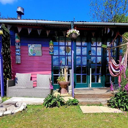 Отель Treguth Glamping Unique Experience - Themed Huts Saint Day Экстерьер фото