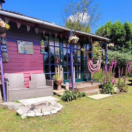 Отель Treguth Glamping Unique Experience - Themed Huts Saint Day Экстерьер фото