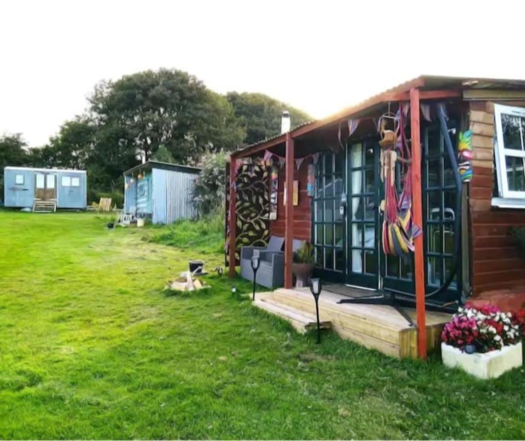 Отель Treguth Glamping Unique Experience - Themed Huts Saint Day Экстерьер фото