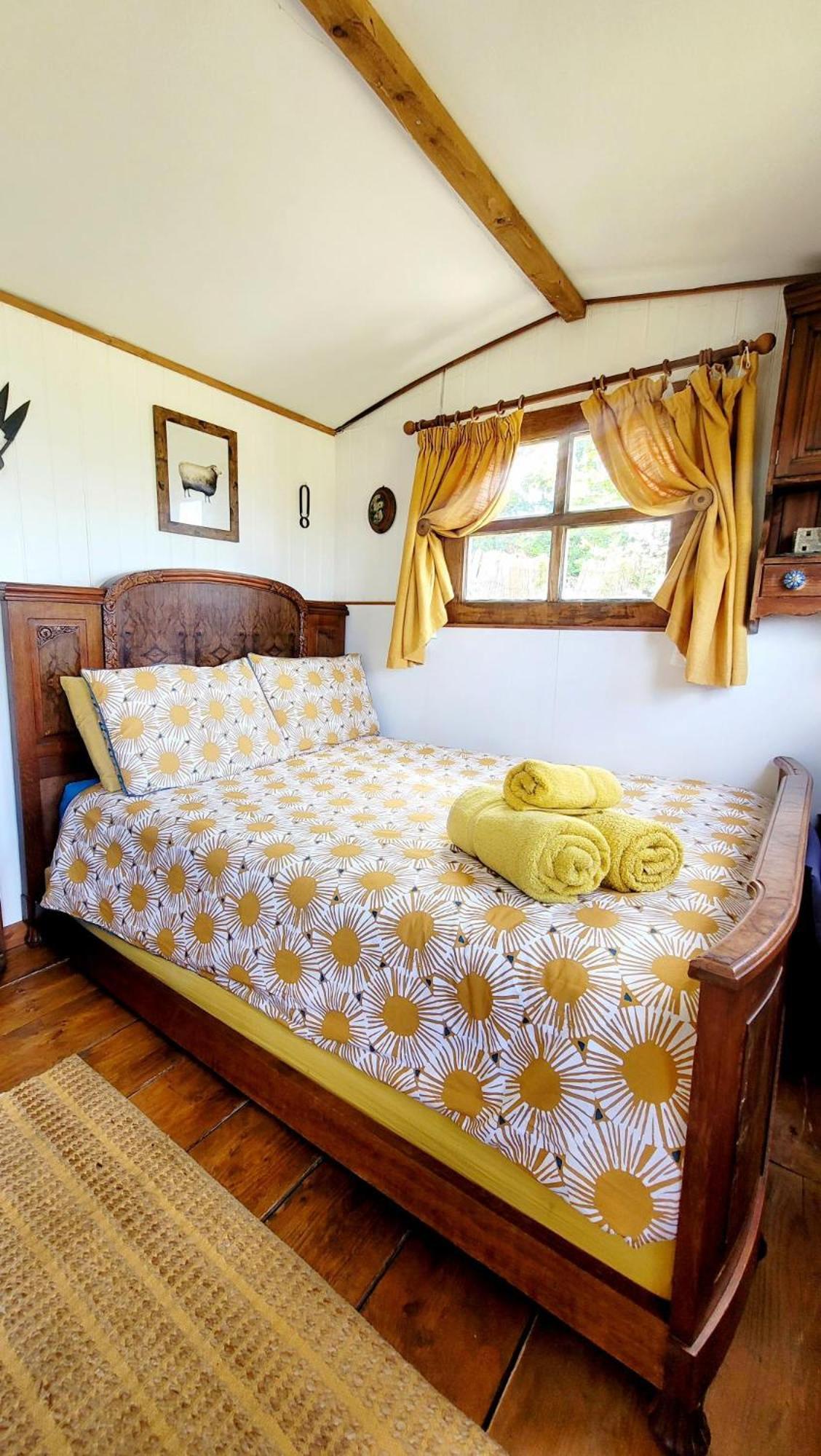 Отель Treguth Glamping Unique Experience - Themed Huts Saint Day Экстерьер фото